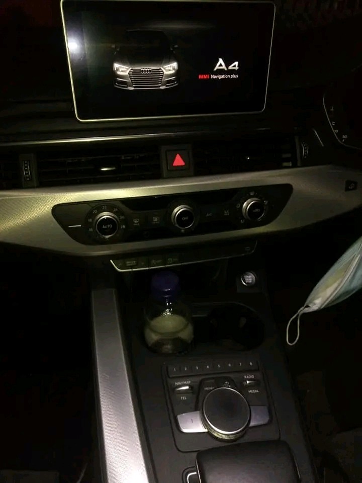 Audi A4 MMI Navigation plus